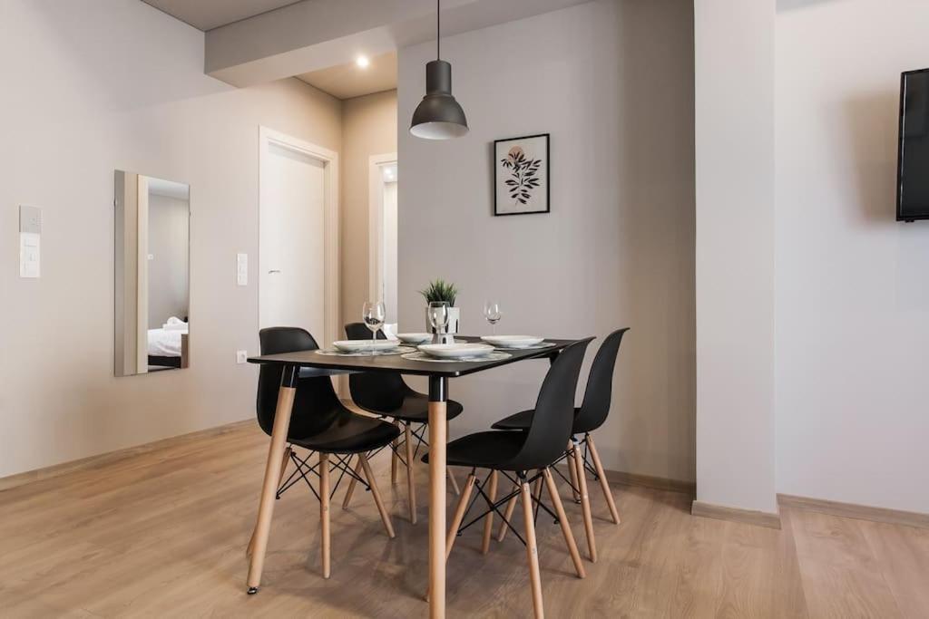 Piraeus Deluxe 2Bdr Apt - Near Metro And Port מראה חיצוני תמונה